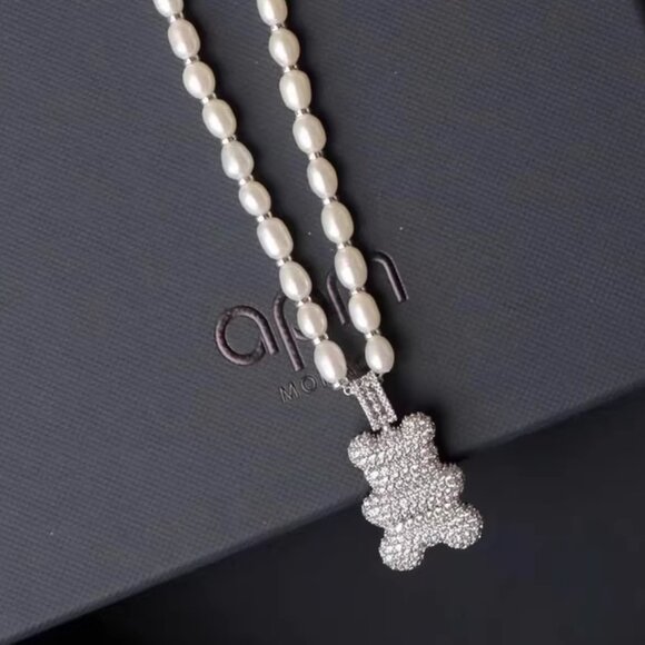 APM Monaco XL Mood Yummy Bear Adjustable Necklace with Pearls - Picture 2 of 7